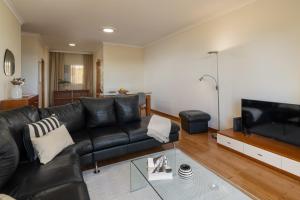 Et opholdsområde på Pico Views by An Island Apart