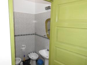 Et badeværelse på San Clemente Centro II + 7 billeder