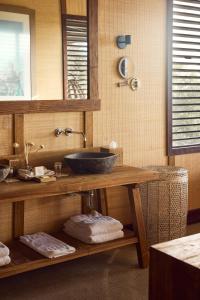 Foto de la galería de Hermitage Bay - All Inclusive en Saint John