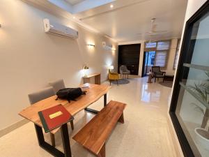 Posezení v ubytování South Delhi Residency, South Extension New Delhi + 36 fotografií