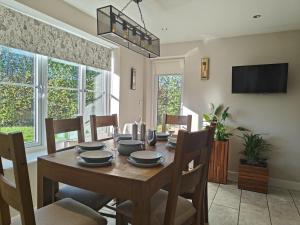 Et tv og/eller underholdning på 3 Bed in Fairford oc-r34367