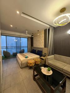 En eller flere senge i et værelse på Luxury Stay Supernova spira