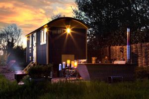 En have udenfor 1 Bed in Masbury oc-t32717