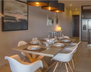 Kuchyň nebo kuchyňský kout v ubytování Royal park Balaclava Villa