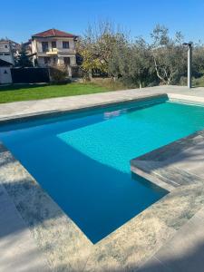 Swimmingpoolen hos eller tæt på Zeusplace Magic Pool Villa