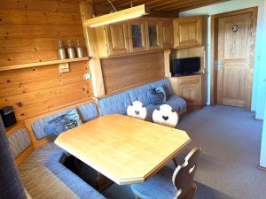 TV/trung tâm giải trí tại Ferienwohnungen im Blockhaus Metzler