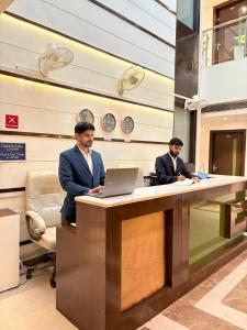 Huéspedes de Hotel Landmark - Centre of City Chandigarh