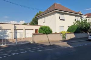 Το κτήριο όπου στεγάζεται  το διαμέρισμα