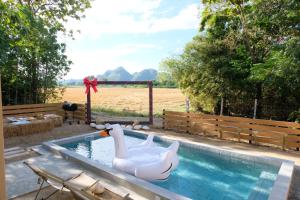 Phong cảnh thiên nhiên gần biệt thự