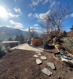 Naturlandskabet i nærheden af luksusteltet