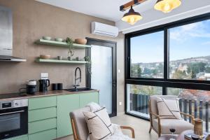 Η κουζίνα ή μικρή κουζίνα στο Pamboo Verdea House by Nomads