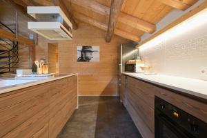 Køkken eller tekøkken på Appartement Le Jalouvre + 17 billeder