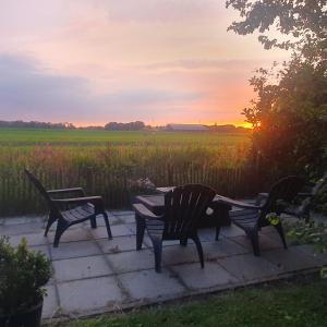 Foto dalla galleria di 6 - Persoons Forest 217 Sauna Bungalow a Hernen