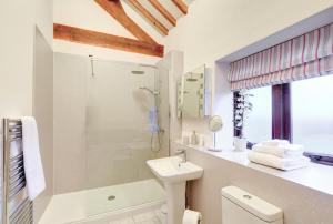 Ένα μπάνιο στο 4 Bed in Menai Bridge oc-bow16 +27 φωτογραφίες