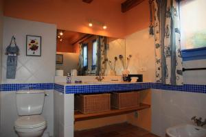 Foto dalla galleria di CASA-CORSA chambre d'hote a Cervione