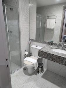 Koupelna v ubytování Hotel Slaviero Moema GrandFlats Suíte Master Luxo II