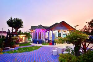 Zahrada ubytování RungrueangPoolvilla รุ่งเรืองพูลวิลล่า