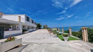 Příroda nedaleko aparthotelu