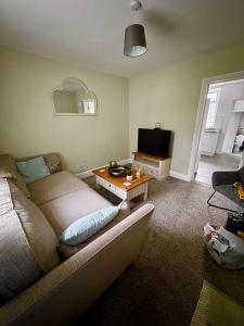 Et tv og/eller underholdning på Rosemary Cottage