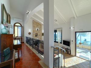 Et tv og/eller underholdning på Villa Kalami Look Out