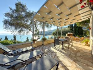 Naturlandskabet i nærheden af villaen