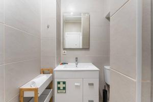 Et badeværelse på Artistas House + 21 billeder