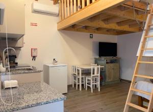 Кухня или мини-кухня в Casinha do Forno T0 - Casinhas de Trás das Eiras
