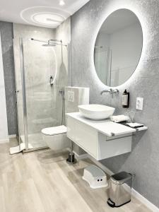 Phòng tắm tại AVA Urban Suites