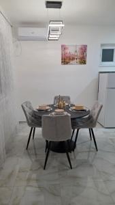 Φωτογραφία από το άλμπουμ του Violet Apartman σε Veternik