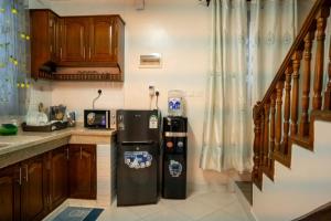 Η κουζίνα ή μικρή κουζίνα στο Serena10 +10 φωτογραφίες