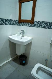 Ένα μπάνιο στο Serena10