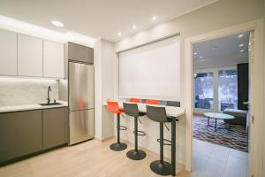 Η κουζίνα ή μικρή κουζίνα στο Jacuzzi con terraza y vistas panorámicas a Grandvalira I AndBnB