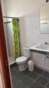 Et badeværelse på Casa Colan Frente al Mar