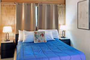 Ένα ή περισσότερα κρεβάτια σε δωμάτιο στο Kendall Place