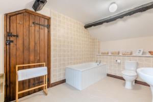 Ένα μπάνιο στο 3 Bed in Leominster oc-r30485 +27 φωτογραφίες