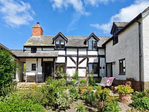 Κήπος έξω από το 3 Bed in Leominster oc-r30485