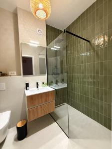 Et badeværelse på Forestis Thermalis