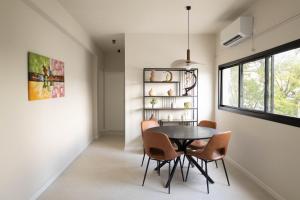 Ảnh trong thư viện ảnh của Luxury Design Suite ở Giv‘atayim