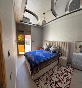 Una cama o camas en una habitación de Hote othmane