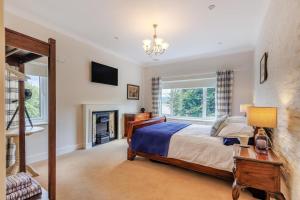 En eller flere senge i et værelse på 4 Bed in Aberdovey oc-p33131