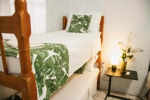 Postel nebo postele na pokoji v ubytování Posada CON PISCINA Y DESAYUNO + 67 fotografií