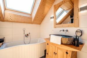 Galería fotográfica de Almhütte Hochsitz en Gundisch