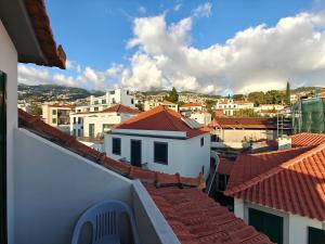 Mirasol Guesthouse في فونشال: منظر للمدينة من أسطح المباني