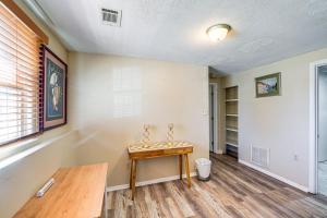 Φωτογραφία από το άλμπουμ του Commuter-Friendly Studio Near DC and Alexandria! σε Waldorf