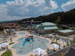 Πισίνα στο ή κοντά στο Villa Chalet Everest