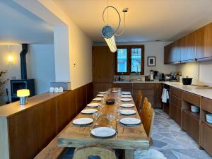 Nhà bếp/bếp nhỏ tại Chalet Arvi - 220m2 15p St Martin de Belleville