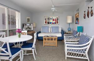 Posezení v ubytování South Beach Place - Vero Beach