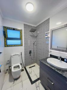 Et badeværelse på Legend Pyrs Giza + 77 billeder