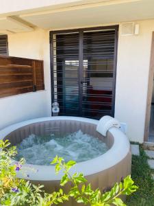 Ảnh trong thư viện ảnh của Cozy Apartment ở Dar el Haj Ahmed Souid