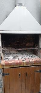 Grillfaciliteterne i feriehuset som gæsterne kan bruge